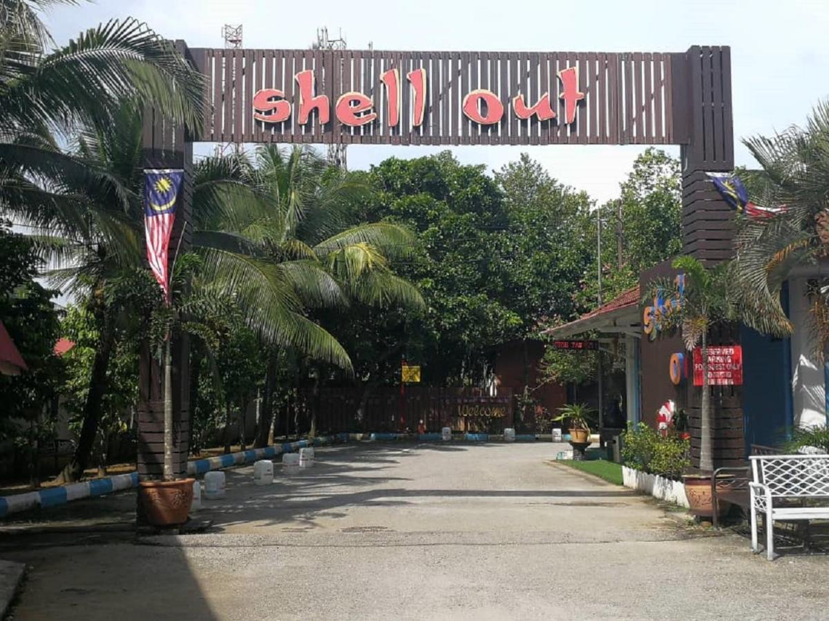 Adina Drive-In Motel Cenang - Managed By Shell Out Resort Pantai Cenang  Eksteriør billede